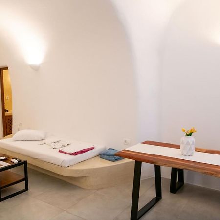 Luxe Efis Home Sea View 4 Villas & 4 Prive Jacuzzi イメロヴィグリ エクステリア 写真