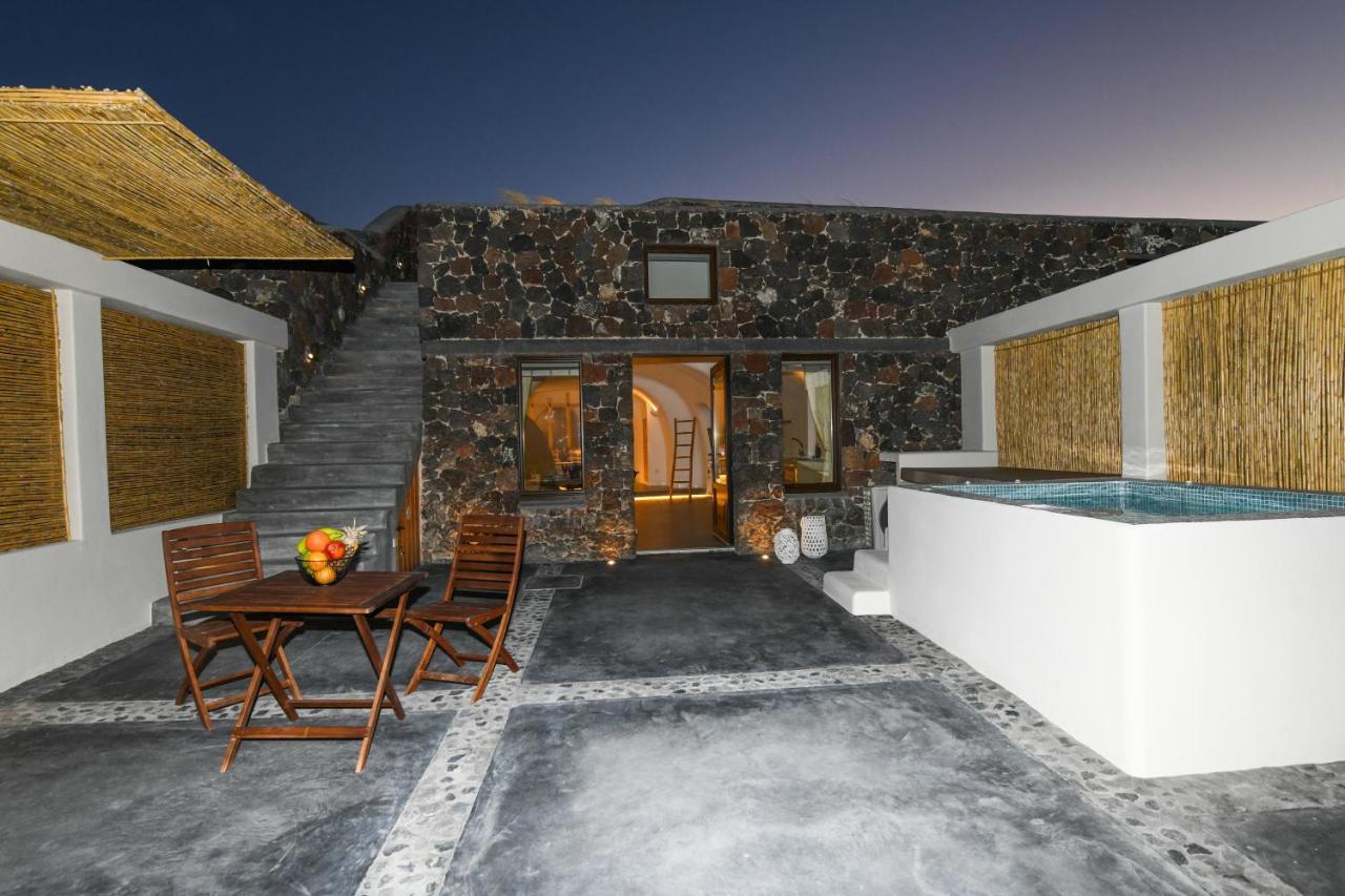 Luxe Efis Home Sea View 4 Villas & 4 Prive Jacuzzi イメロヴィグリ エクステリア 写真