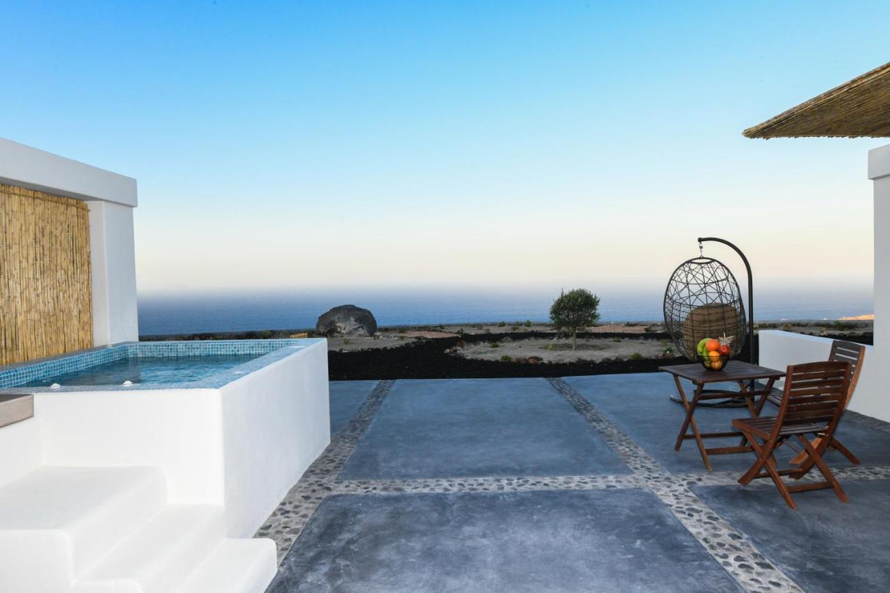 Luxe Efis Home Sea View 4 Villas & 4 Prive Jacuzzi イメロヴィグリ エクステリア 写真