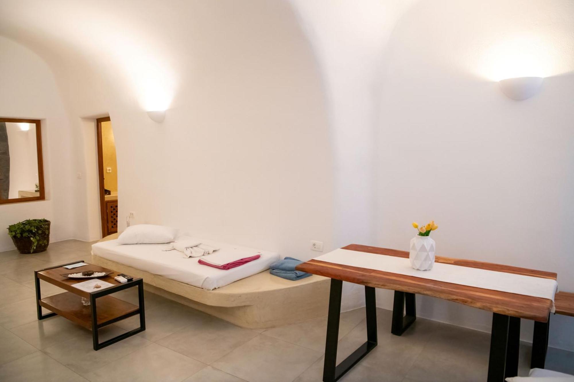 Luxe Efis Home Sea View 4 Villas & 4 Prive Jacuzzi イメロヴィグリ エクステリア 写真