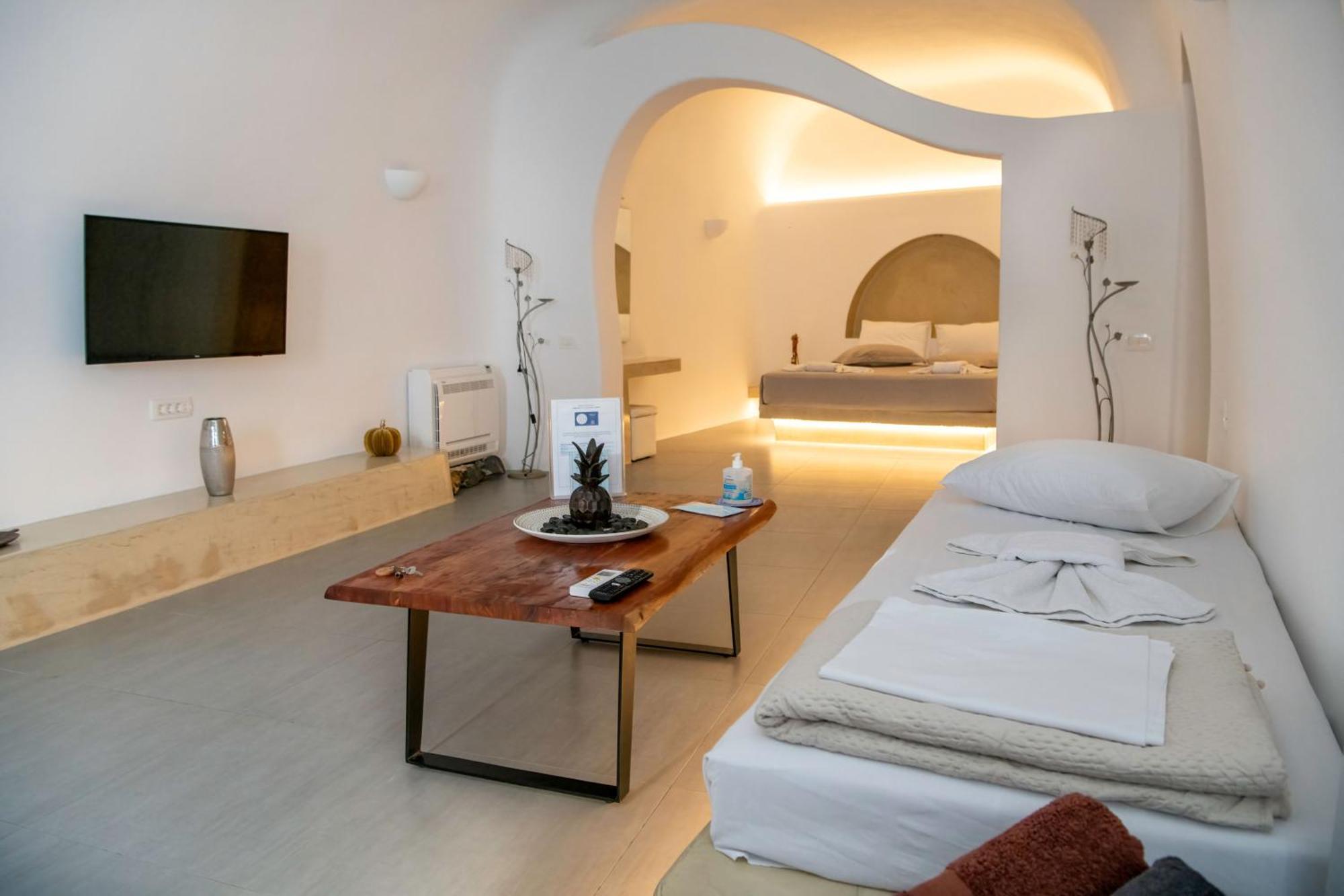 Luxe Efis Home Sea View 4 Villas & 4 Prive Jacuzzi イメロヴィグリ エクステリア 写真