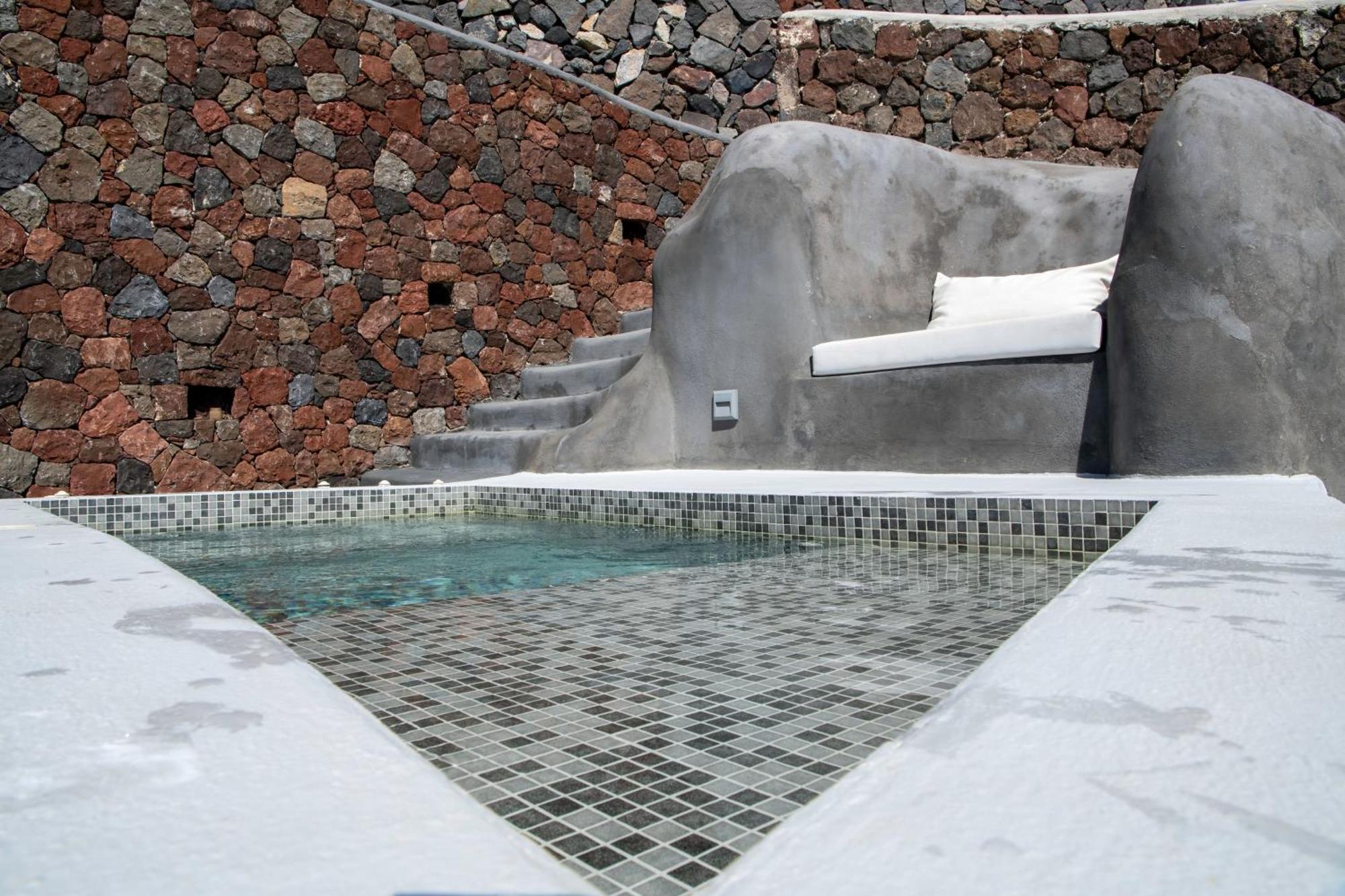 Luxe Efis Home Sea View 4 Villas & 4 Prive Jacuzzi イメロヴィグリ エクステリア 写真