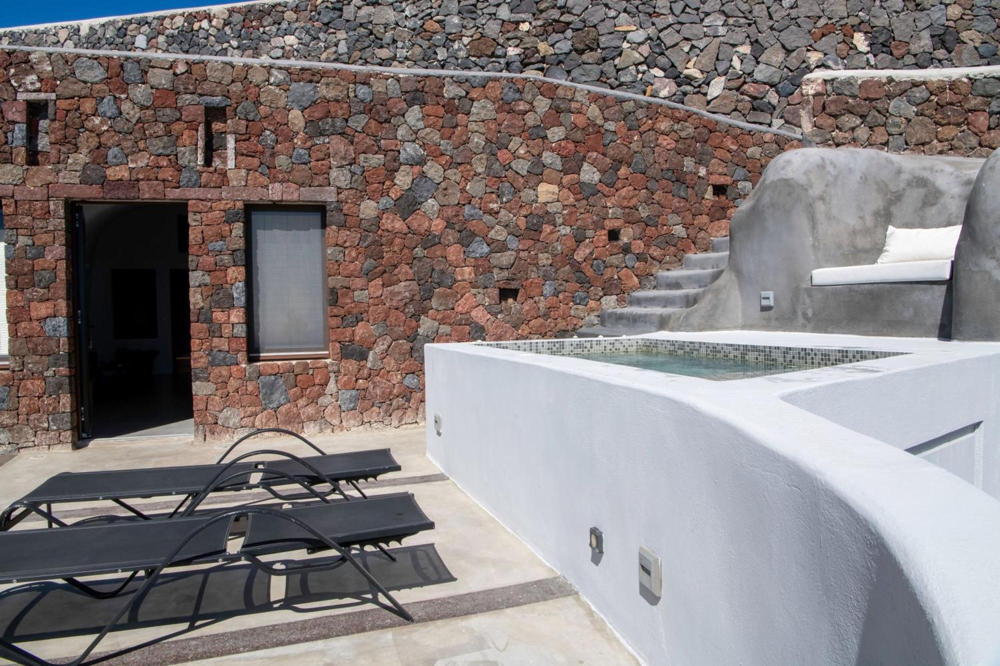 Luxe Efis Home Sea View 4 Villas & 4 Prive Jacuzzi イメロヴィグリ エクステリア 写真