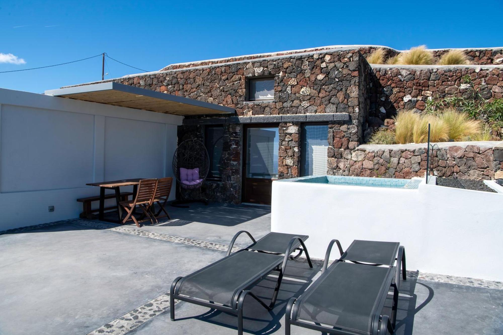 Luxe Efis Home Sea View 4 Villas & 4 Prive Jacuzzi イメロヴィグリ エクステリア 写真