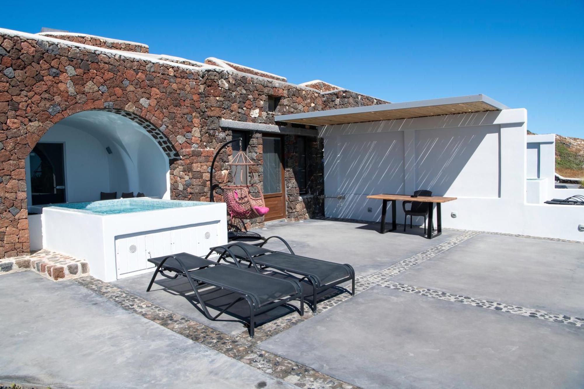 Luxe Efis Home Sea View 4 Villas & 4 Prive Jacuzzi イメロヴィグリ エクステリア 写真